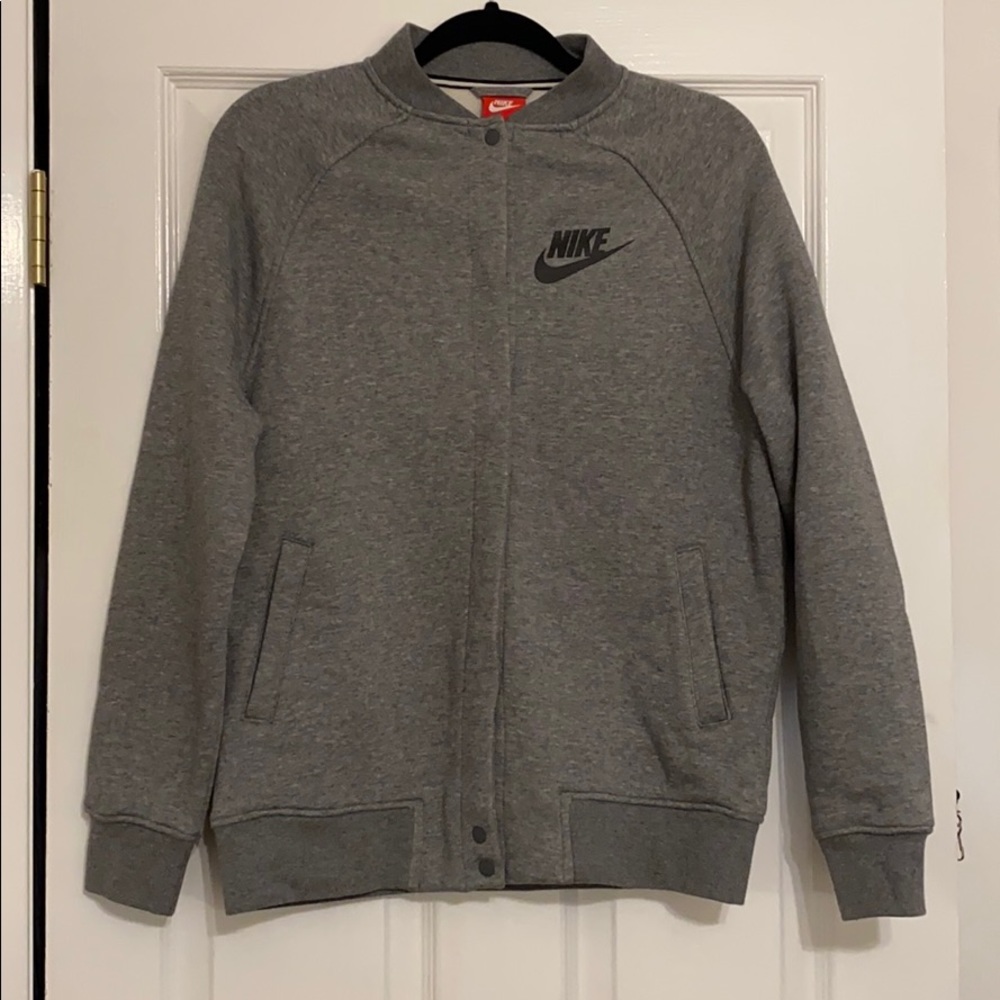 Nike sweatshirt